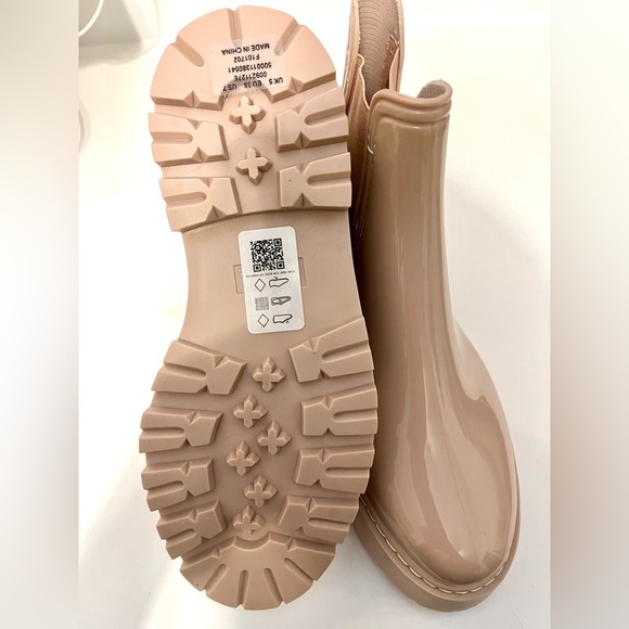 Rain boots - Picture 6 of 6